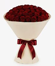 Букет 101 Бордовая роза Блэк Бакарра в Линёво Новосибирской области
