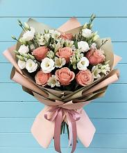 Букет цветов из:  Розы, Альстромерии и Лизиантусы в Линёво Новосибирской области