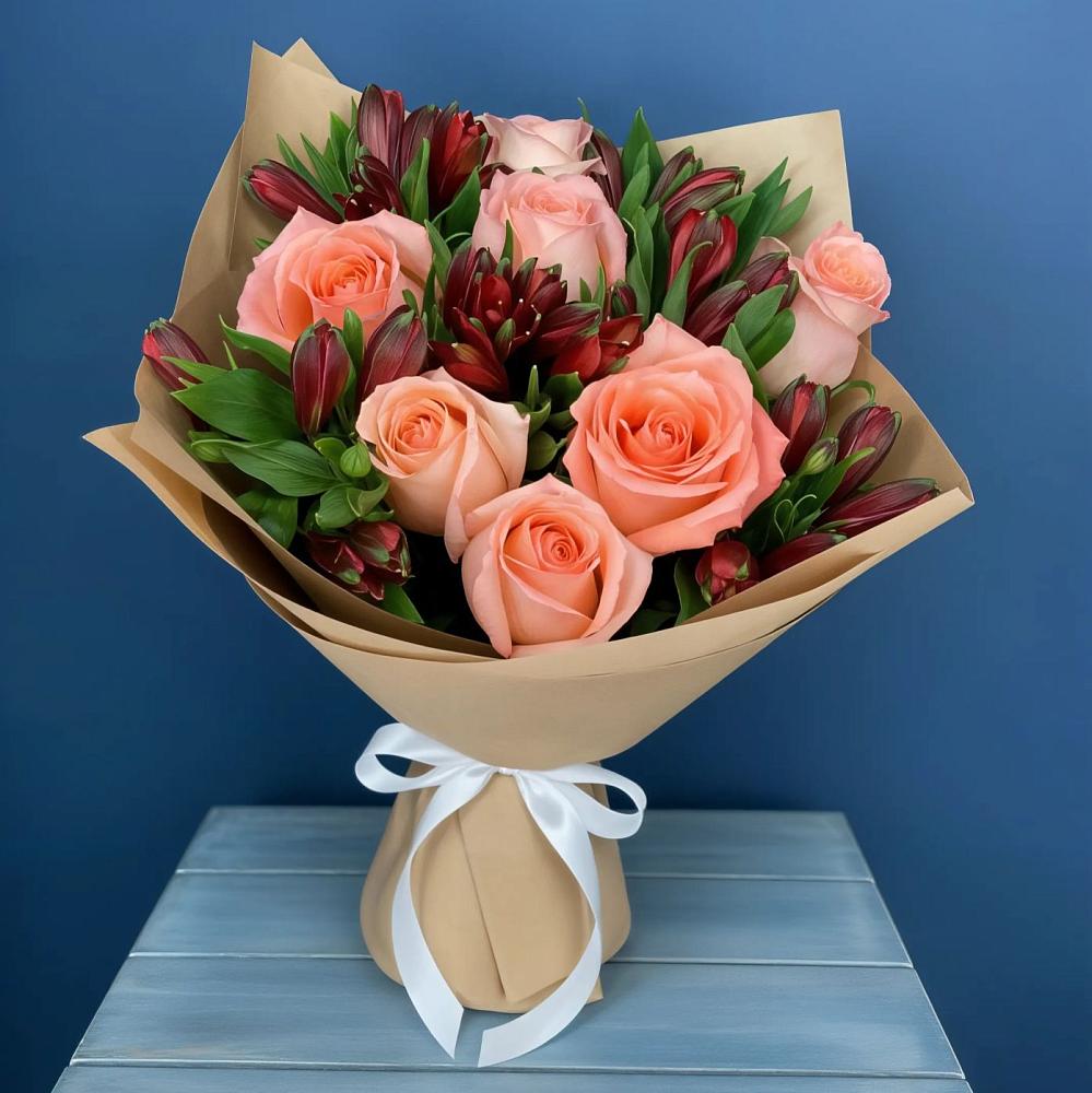 Букет цветов из: Розы и Альстромерии в Линёво Новосибирской области