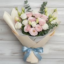 Букет цветов из:  Лизиантусы в Линёво Новосибирской области