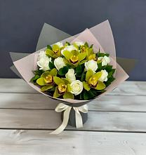 Букет цветов из:  Орхидеи и Розы в Линёво Новосибирской области