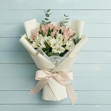 Букет цветов из:  Альстромерии в Линёво Новосибирской области