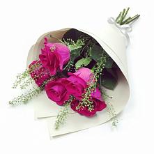 Букет цветов из:  Розы в Линёво Новосибирской области