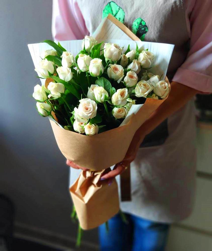 Букет цветов из: Розы в Линёво Новосибирской области
