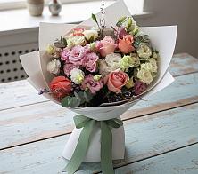 Букет цветов из:  Розы, Лизиантусы и Гвоздики в Линёво Новосибирской области