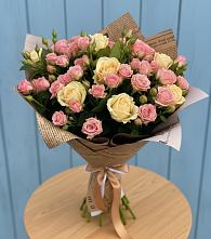 Букет цветов из:  Розы в Линёво Новосибирской области