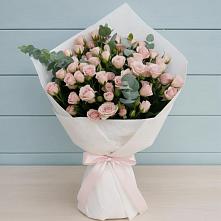 Букет цветов из:  Розы в Линёво Новосибирской области