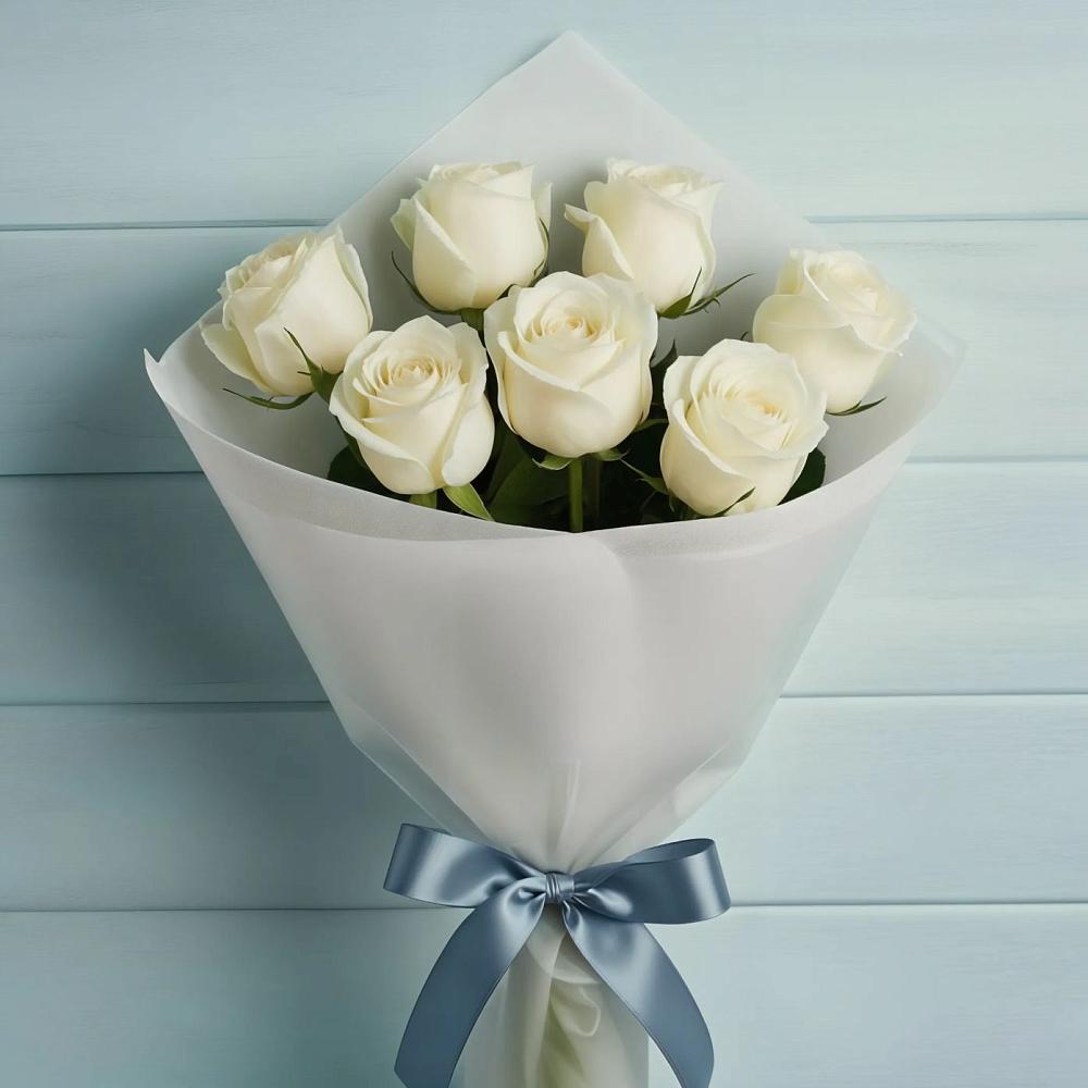 Букет 7 Белых роз Эдлесс Лав в Линёво Новосибирской области