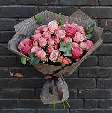 Букет цветов из:  Розы в Линёво Новосибирской области
